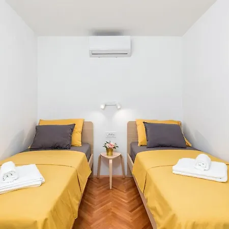 Sunny Aura - Lungomare - With Parking *