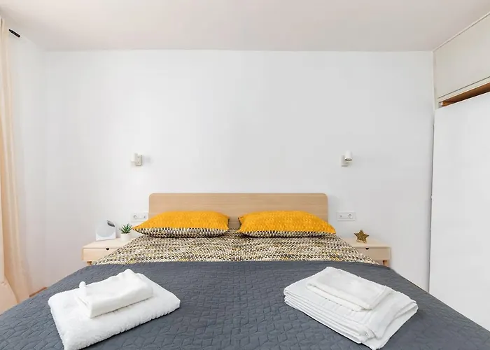 דירה Sunny Aura - Travel & Work - With Parking