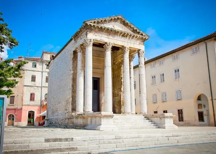 Sunny Aura - Travel & Work - With Parking Lejlighed Pula