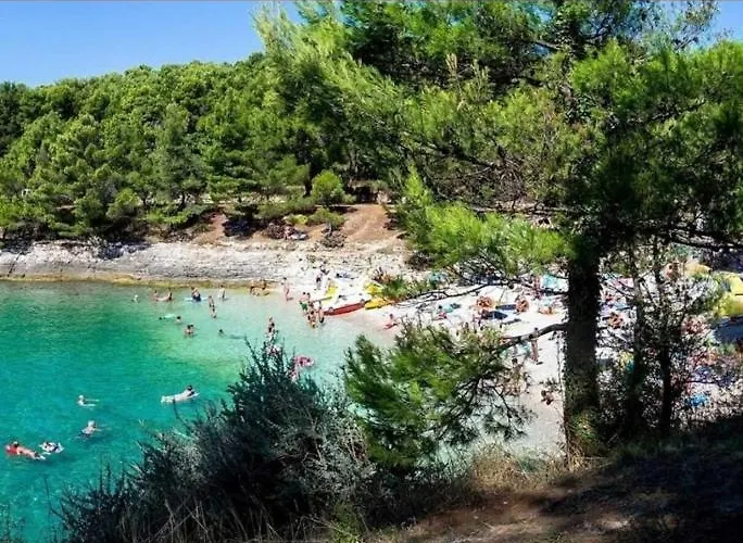 Sunny Aura - Travel & Work - With Parking * Pula